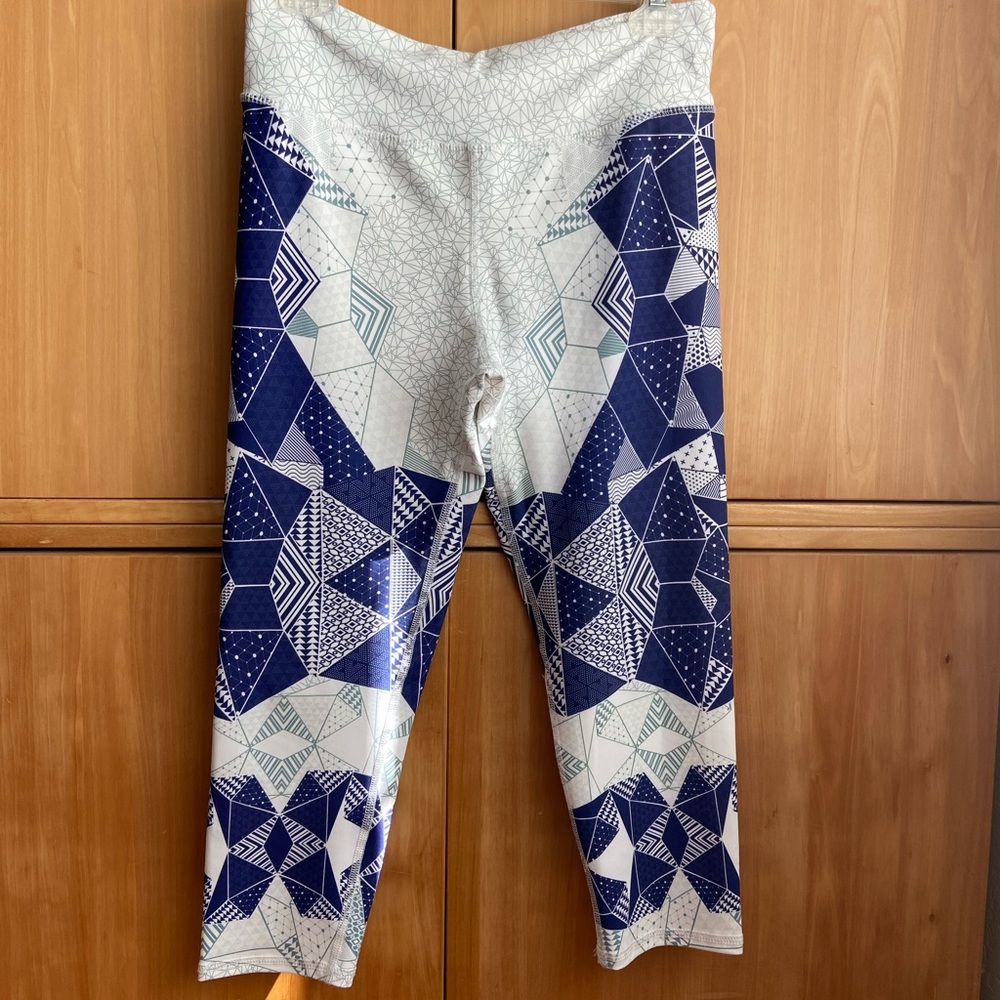 Evolution creation blue and white leggings